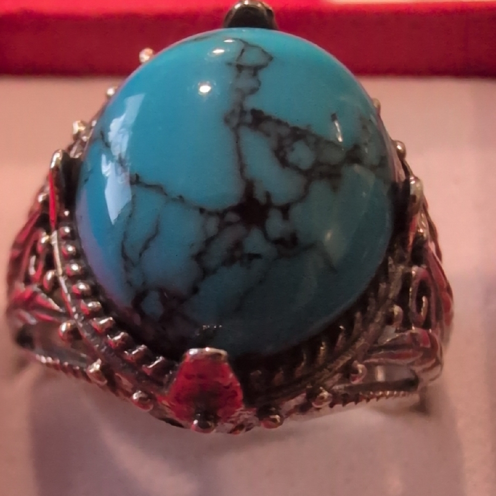 Turquoise Sterling Silver Ring - Picture 1 of 7